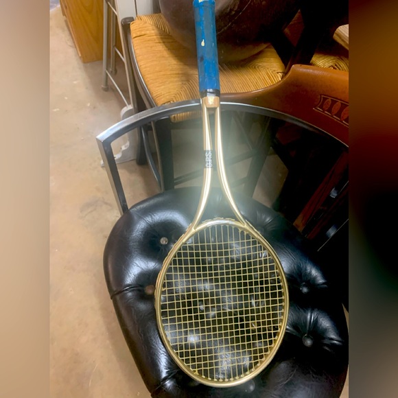 Vintage tennis racket - Picture 2 of 3